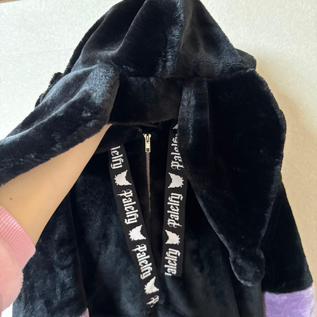 【新品】激レア！クロミ　ボアパーカー　耳付き　ピアス　アウター　モコモコ　刺繍