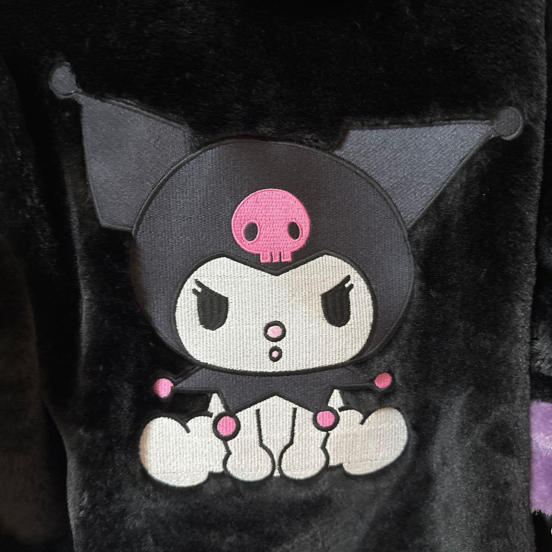 【新品】激レア！クロミ　ボアパーカー　耳付き　ピアス　アウター　モコモコ　刺繍