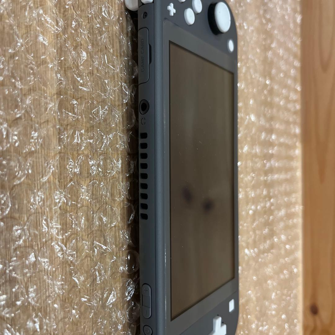 Nintendo Switch Lite グレー 本体（カバー付き）