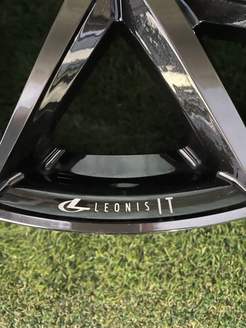 LEONIS IT 17インチ ホイール ブラック　アルファード　ヴェルファイア