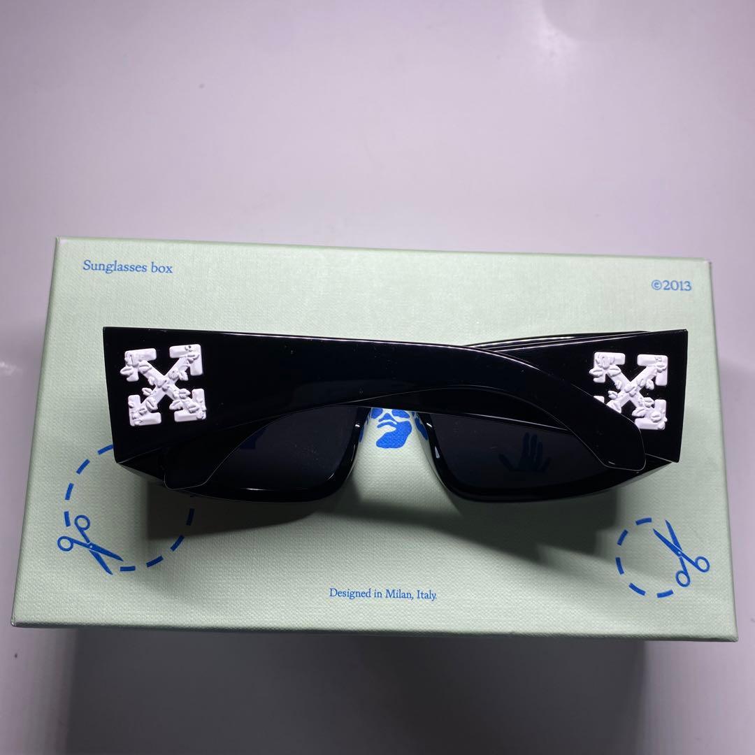 off-white サングラス　ブラック