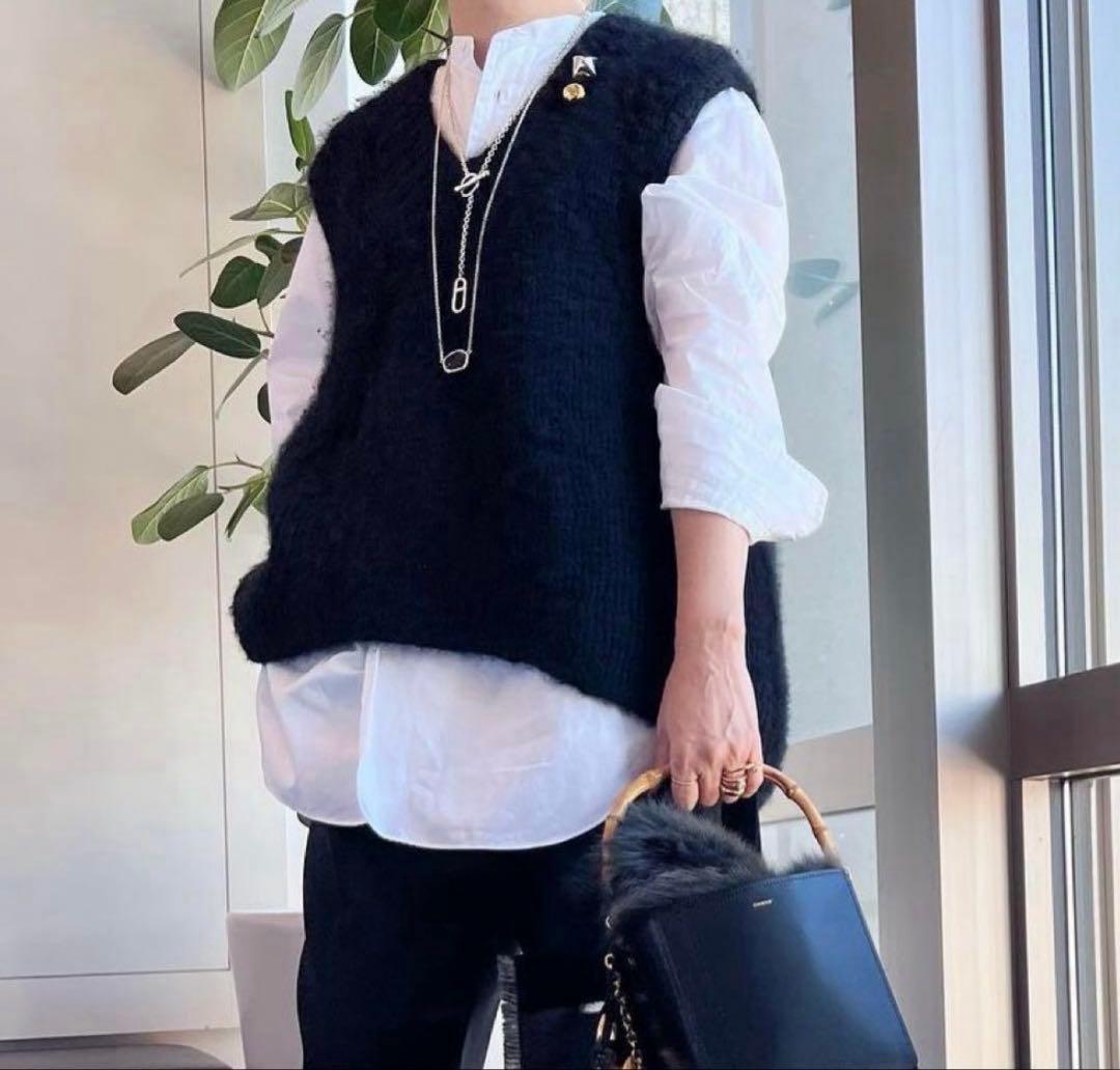 希少　BLAMINK ニットベスト　38 drawer lohen ジプソフィア