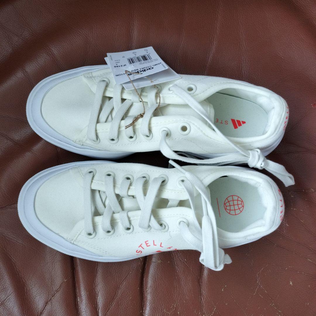 新品未使用アディダスステラマッカートニー　ホワイトスニーカー23.5センチ