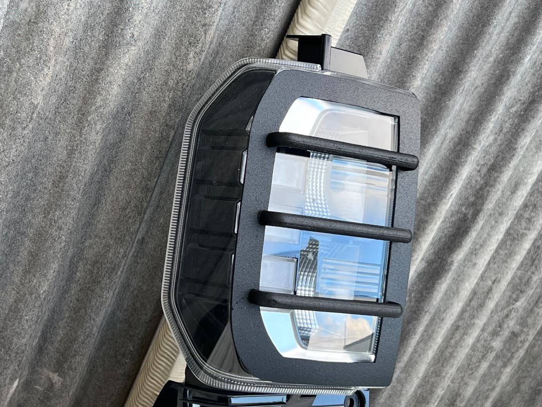 ボルト付き　ハスラー　前期後期　テールランプガード　左右