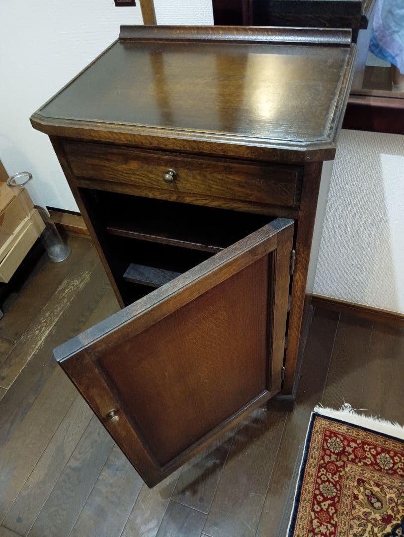 木製キャビネット 3棚 1引き出し