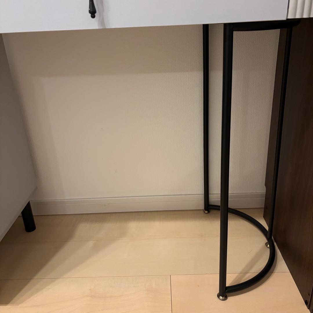 引越しの為値下げ【美品/定価11万円】ドレッサー／メイク台／YVYKFZD