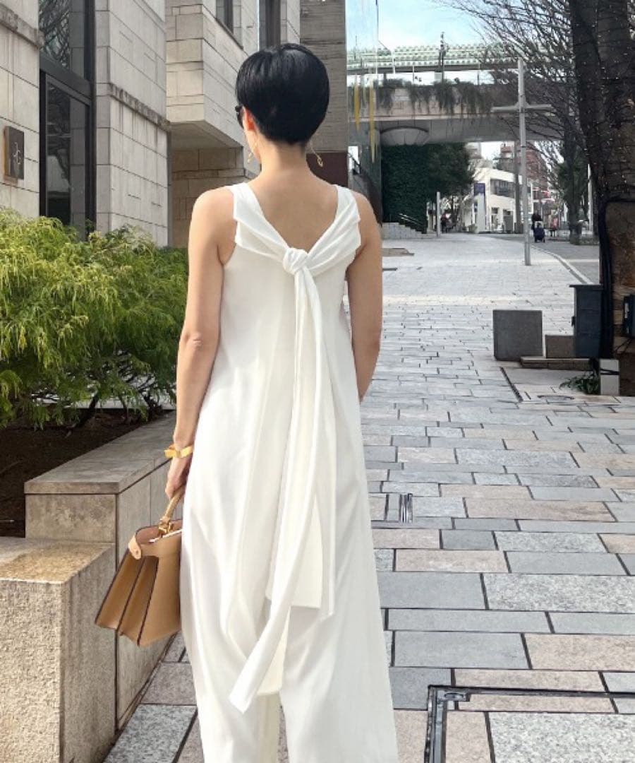 完売品‼️JENNEジェンヌ 3WAYバックリボンサロペット