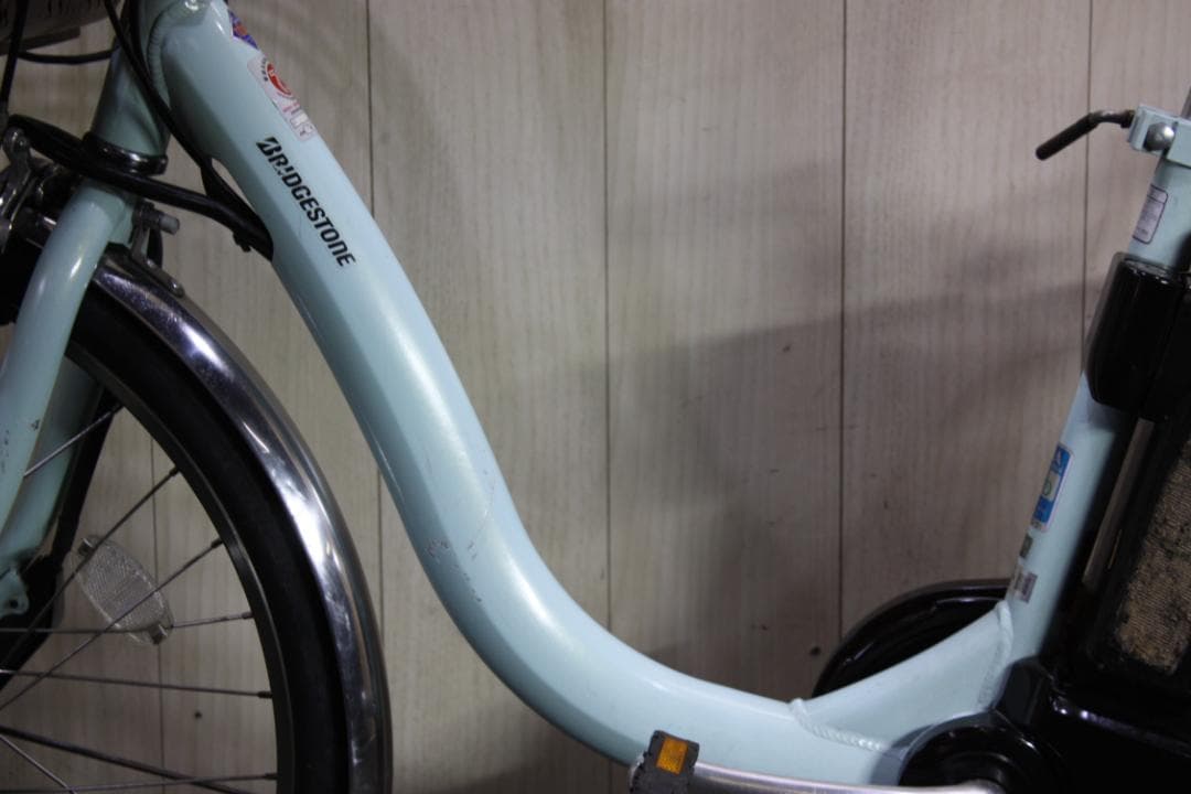 ブリヂストンフロンティア F4AB27 6AH 24インチ 3段 LED