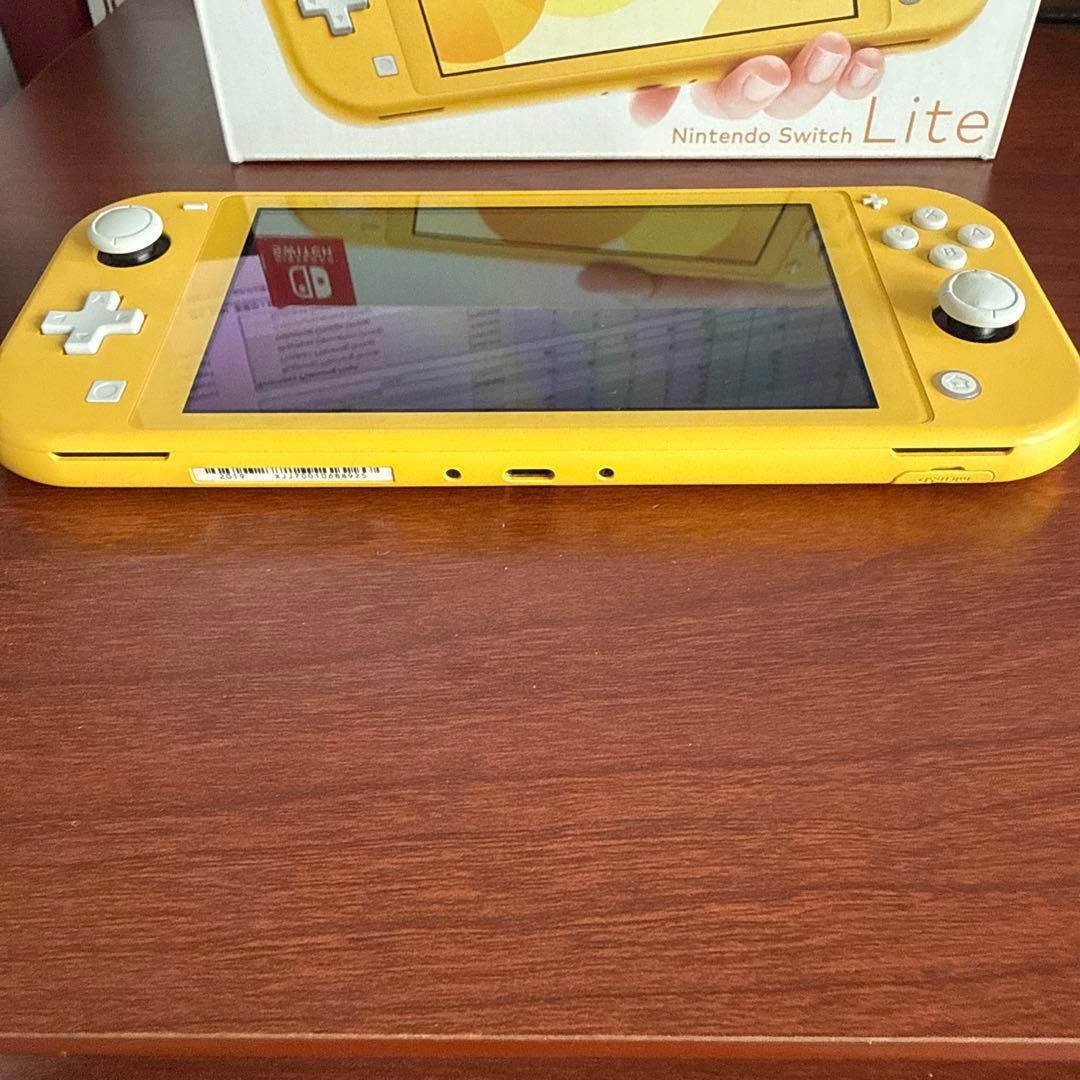Nintendo Switch Lite イエロー 本体 箱付き