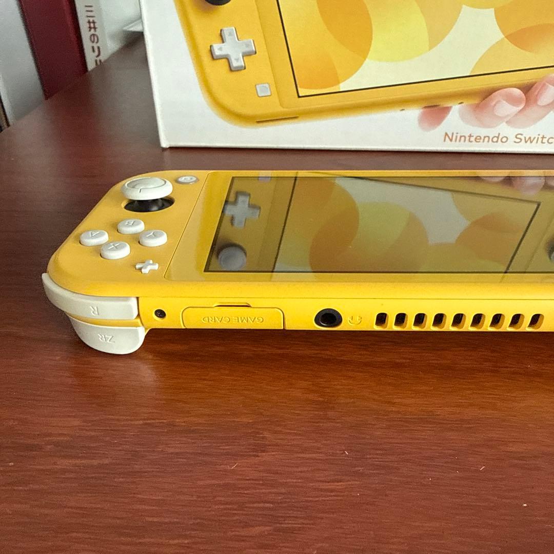 Nintendo Switch Lite イエロー 本体 箱付き