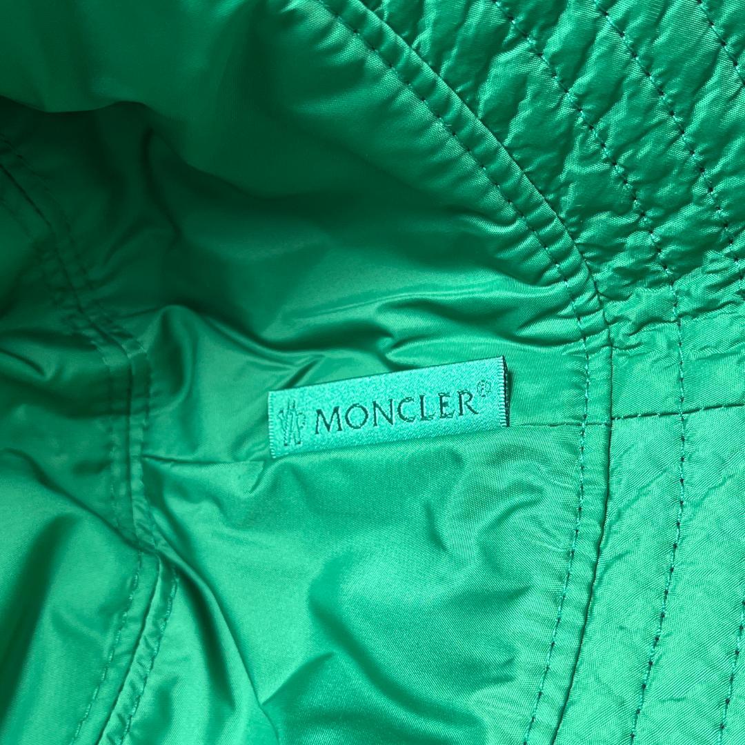 お値下げ！【新品】MONCLER バケットハット M ホワイトロゴ