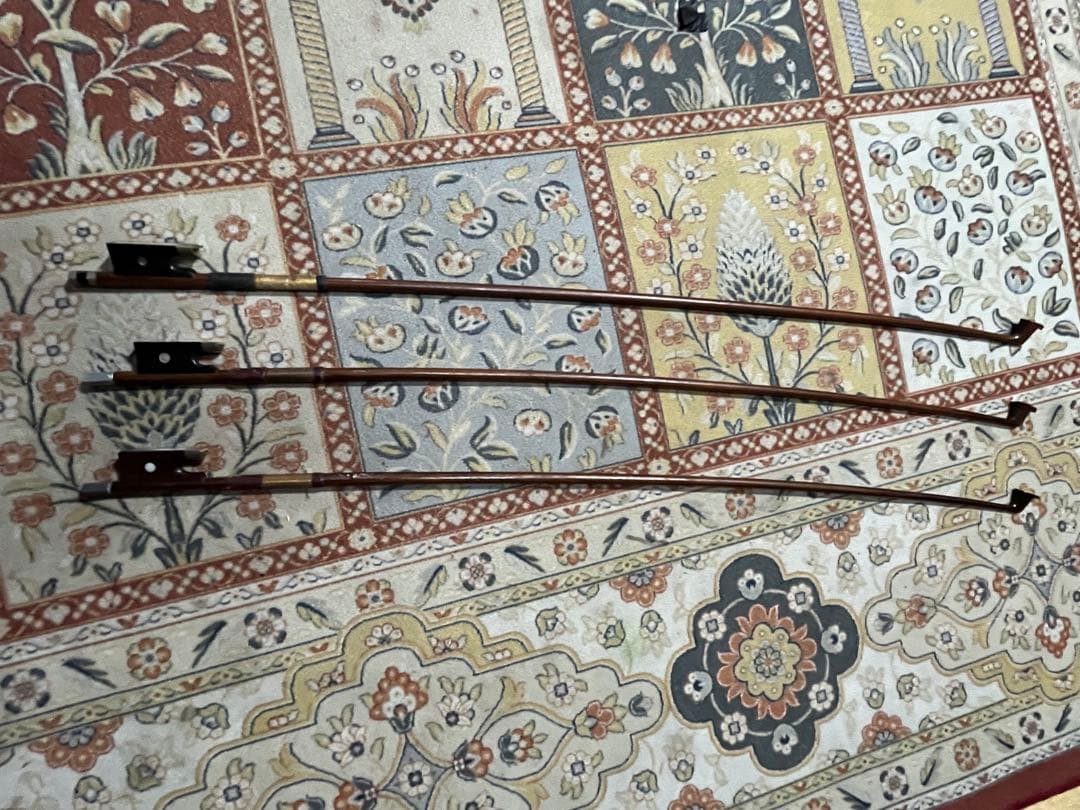 古いバイオリン弓3本　4/4用