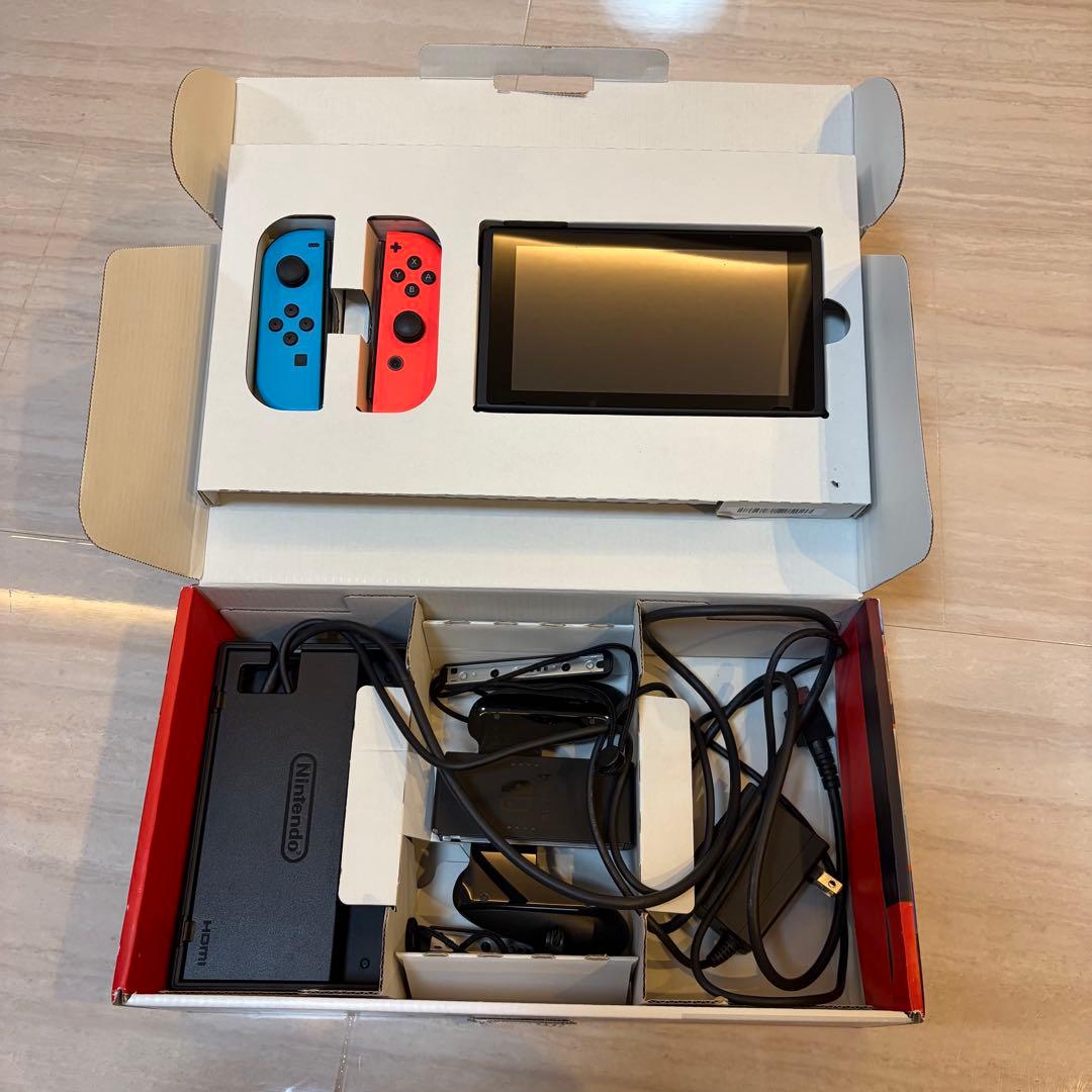 Nintendo Switch 本体 コントローラー３つおまけ