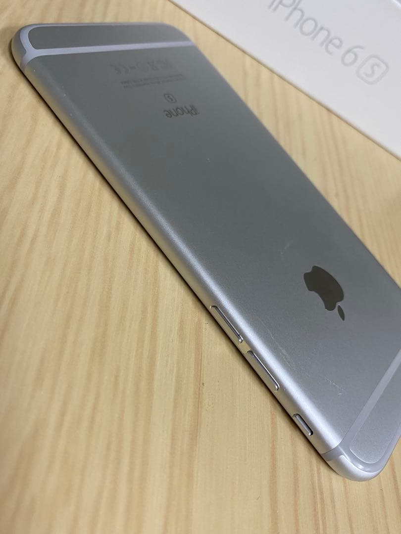 ④美品 ドコモ iPhone6s シルバー 64GB バッテリー最大容量100%