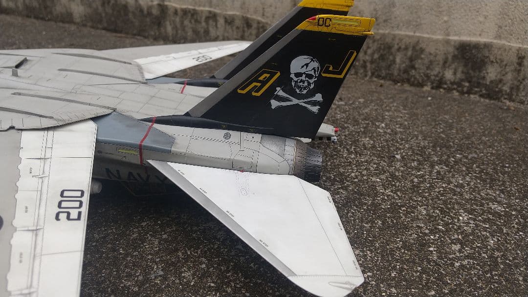 タミヤ グラマン F-14A トムキャット 1/48スケールモデル 完成品