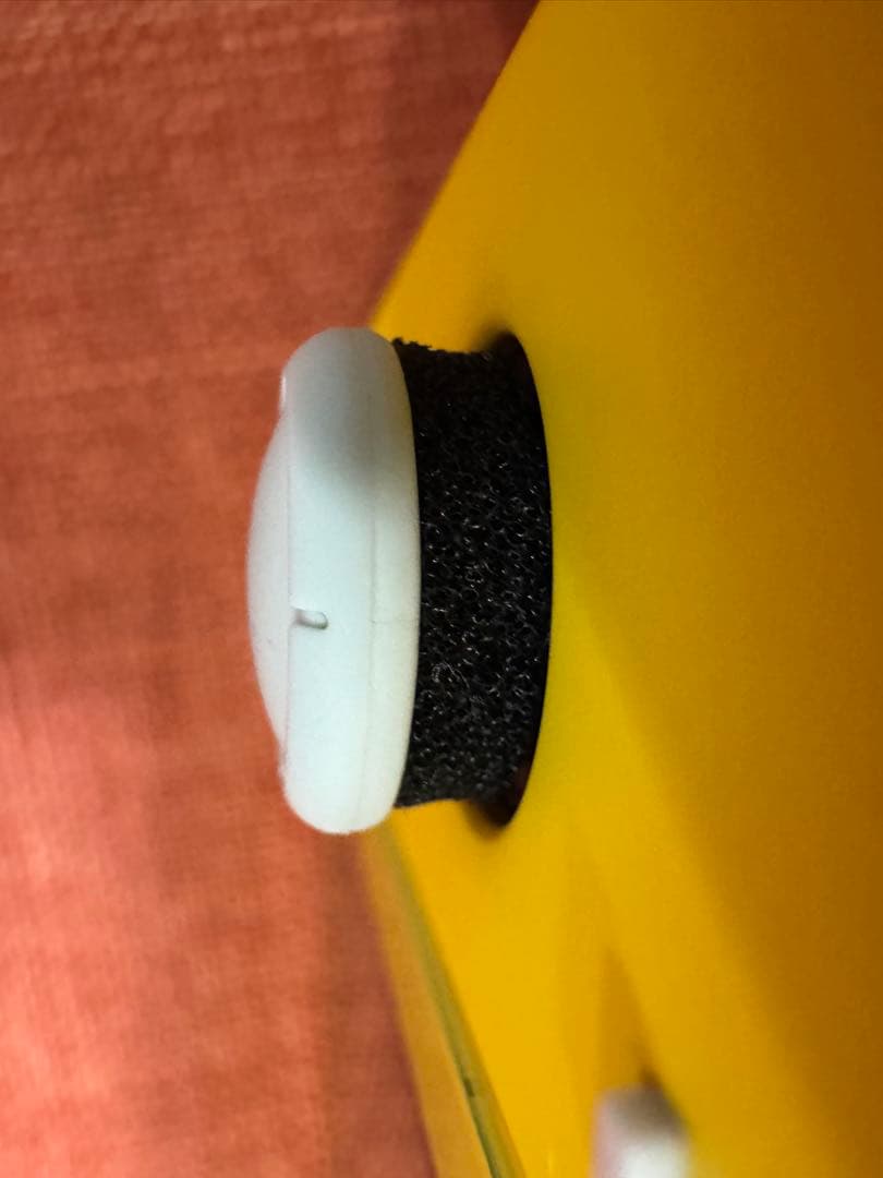 ケース付き Nintendo Switch Lite イエロー sdカード付き