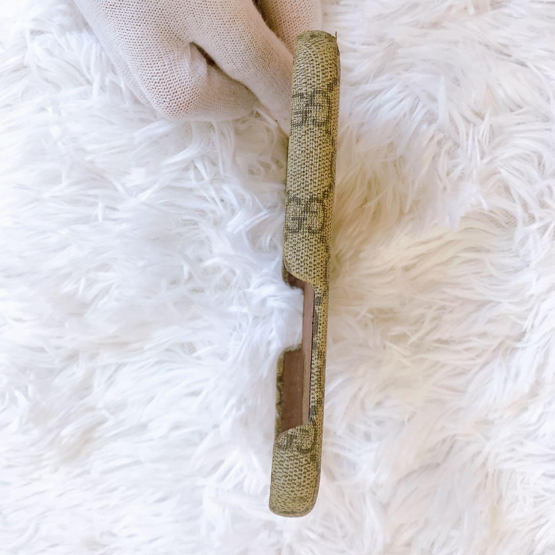 美品　GUCCI iPhone 15 PRO 携帯　カバー　箱付　PVC 灰色