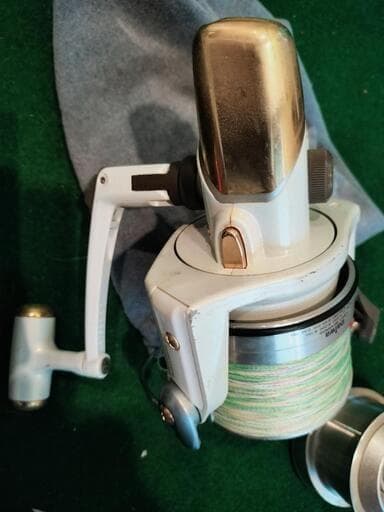 ダイワ投釣りセットカーボウイスカー投竿/スピニングリール