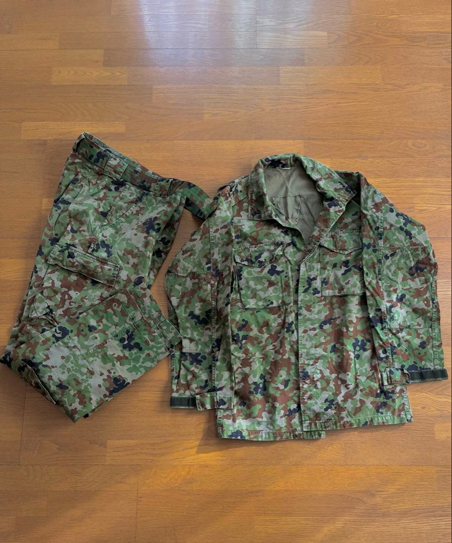 陸上自衛隊　迷彩服　3A