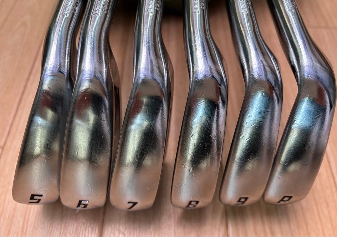 ブリヂストン TOUR B JGR HF2 アイアン