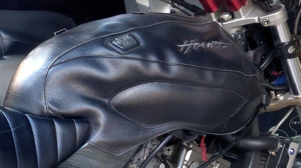 none専用 レザー タンクバッグ ブラック　BAGSTER