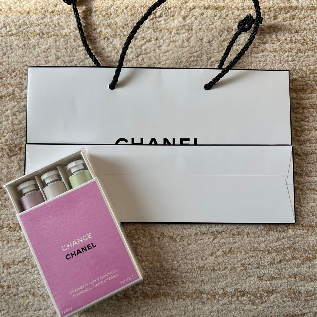 【新品】CHANELチャンスクレームマンハンドクリーム 3本セットショッパー付き