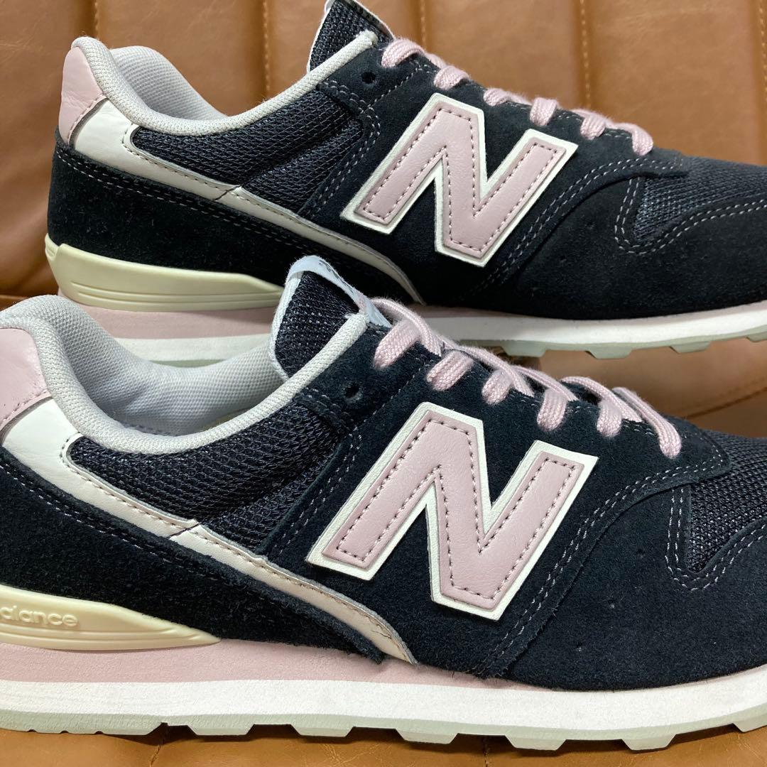【極美品】ニューバランス 996 スニーカー 24.5cm ブラック ピンク