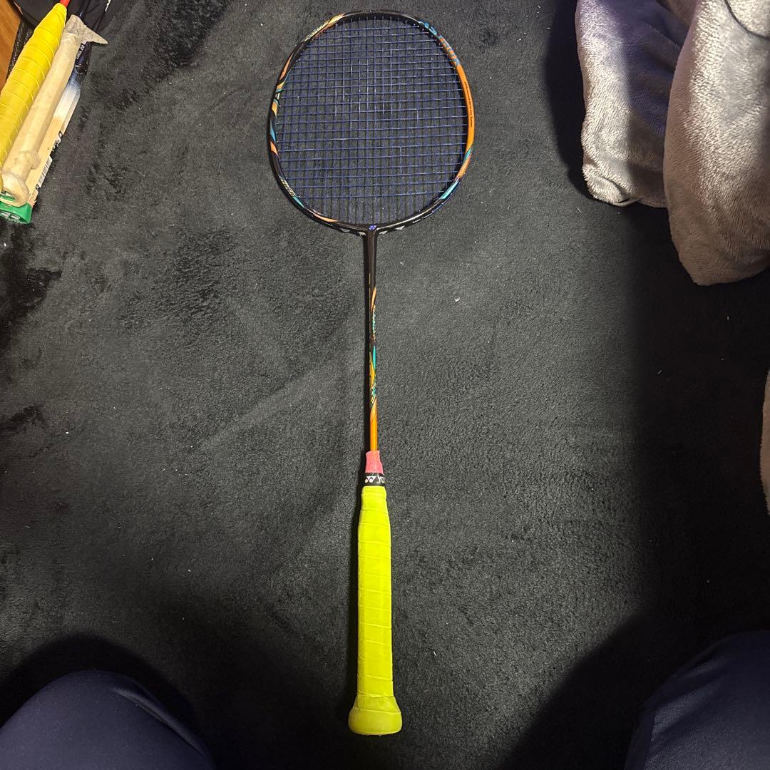バドミントンラケット アストロックス88dプロ
