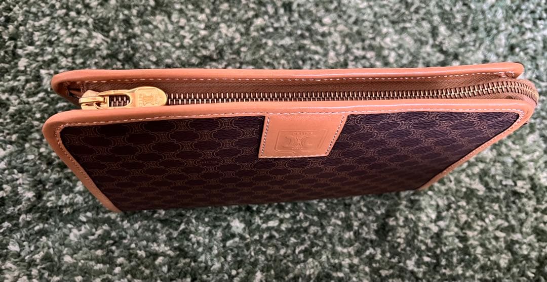 ❁セリーヌ　CELINEマガダム柄クラッチバック　ポーチ ❁