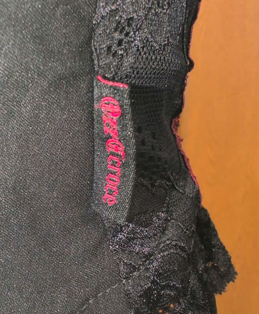 OzzCroce ホルターネックビスチェ 薔薇刺繍 レース装飾付