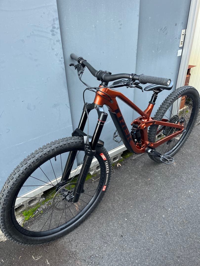 TREK SLASH 8 GEN5 トレックスラッシュ8