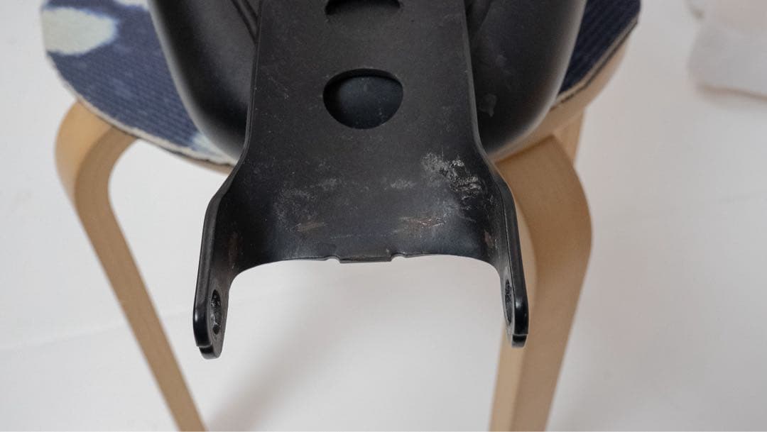 XL883n 2020年モデル純正タンク　ハーレー 中古