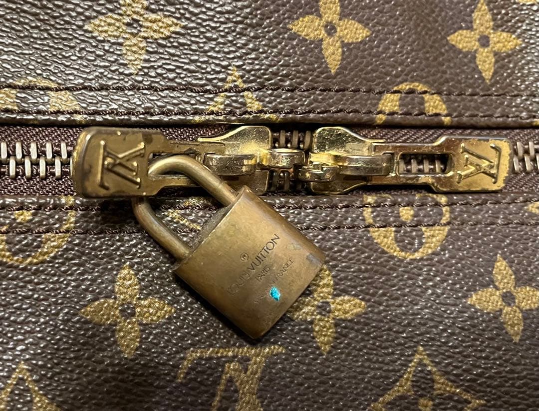 【直営店購入】“旅行にプレゼントに”極美品ルイヴィトン　モノグラム キーポル55