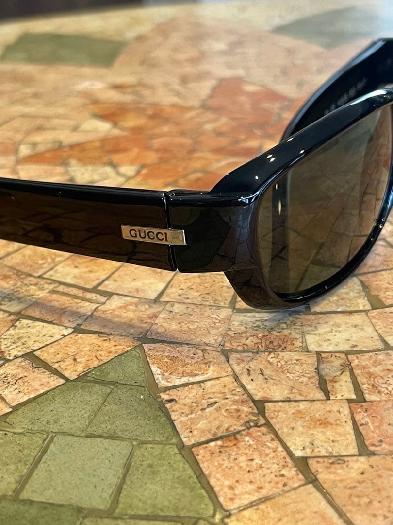 【値下げしました】gucci サングラス【ビンテージ】