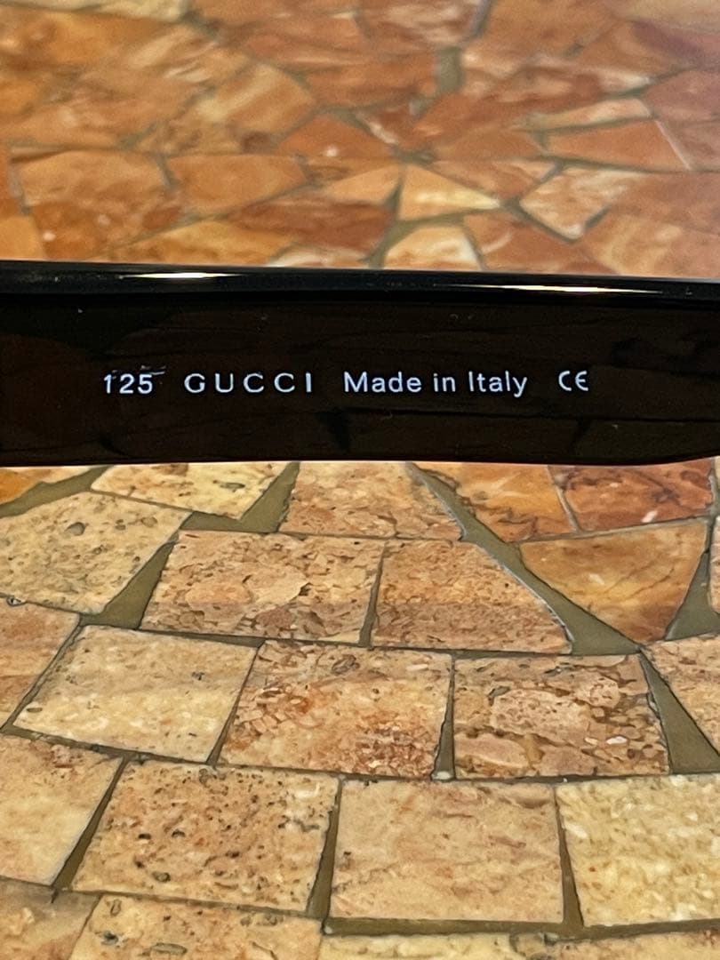 【値下げしました】gucci サングラス【ビンテージ】