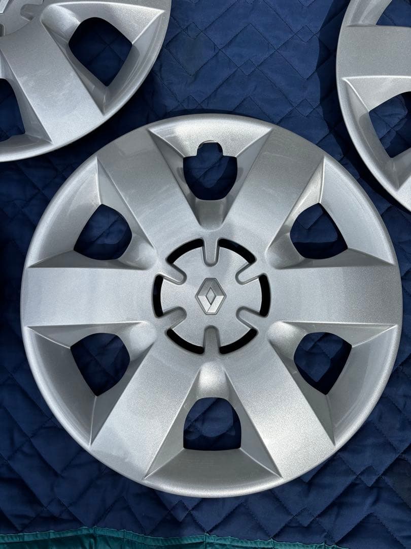 Renault カングーⅡ 純正15インチ スチールホイールカバー 4枚セット