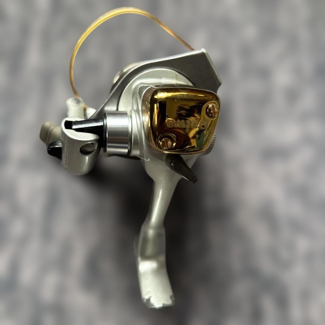 ダイワ トーナメントZ 2500iTスピニングリール