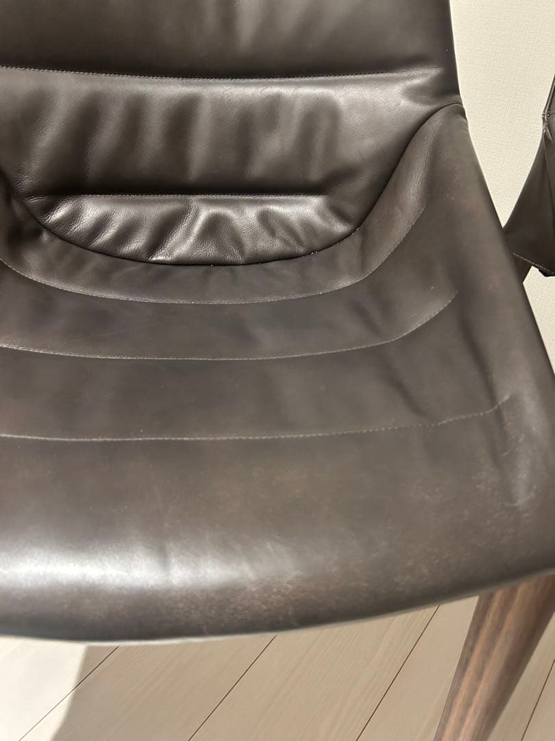 lesson25 モルテーニ Molteni&C アウトライン②