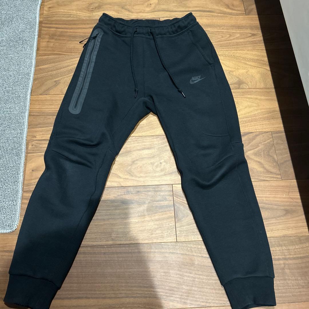 Nike テックフリース sサイズ