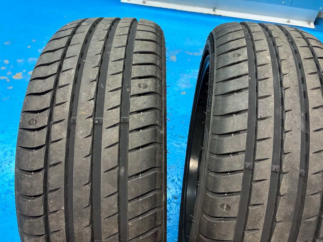 4本セット タイヤ2本新品　215/45/18 5×114.3 7J オフ38