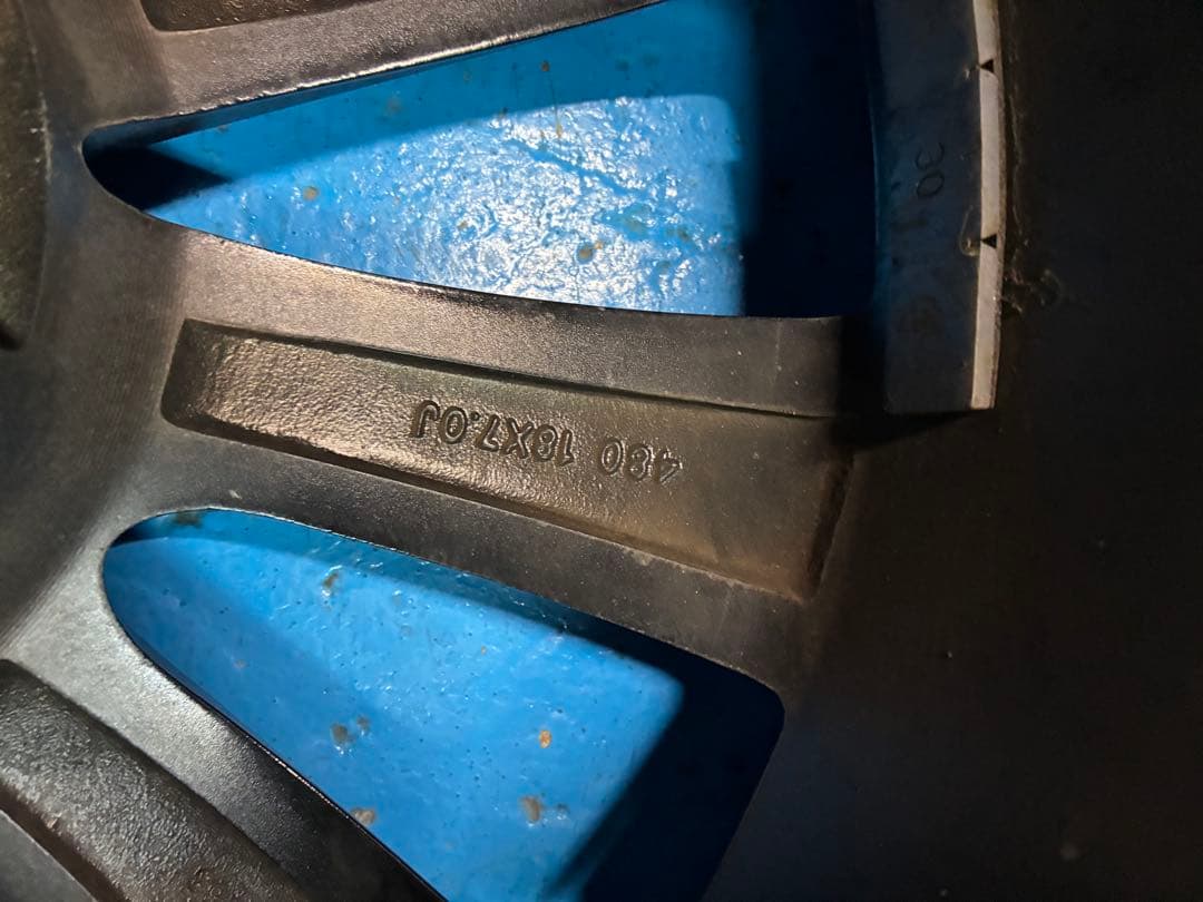 4本セット タイヤ2本新品　215/45/18 5×114.3 7J オフ38