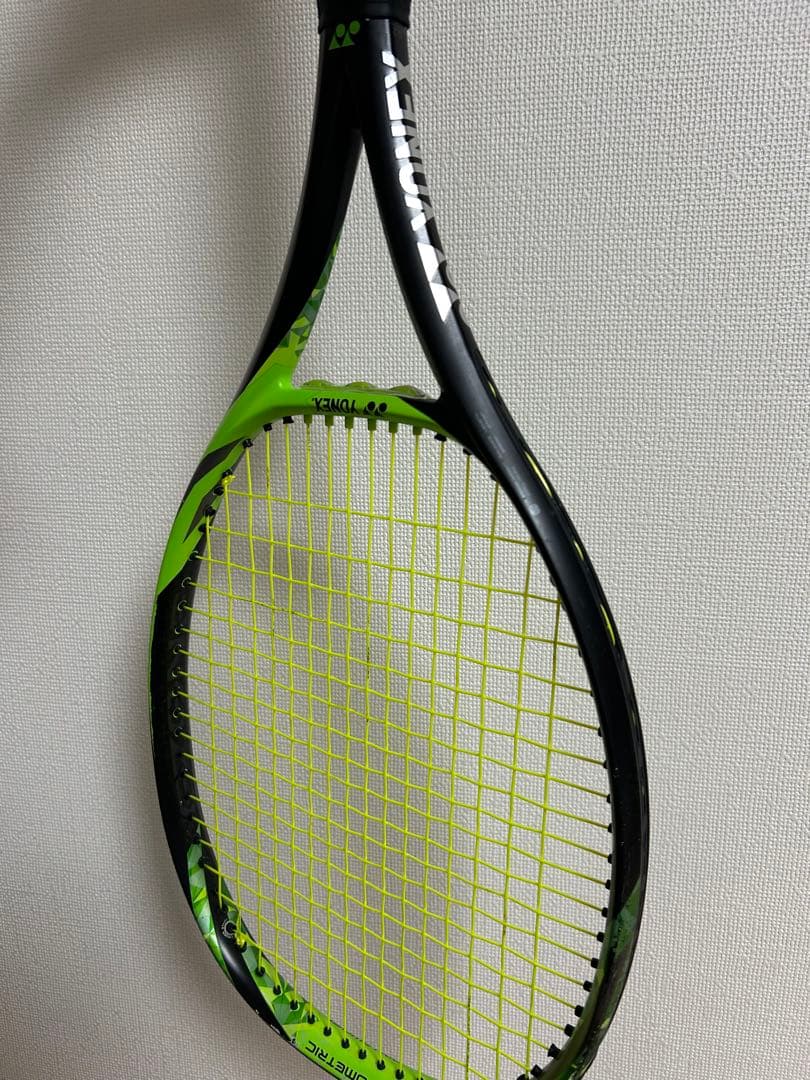 お得❗️ヨネックス硬式テニスラケット　4本セット EZONE100 中古品