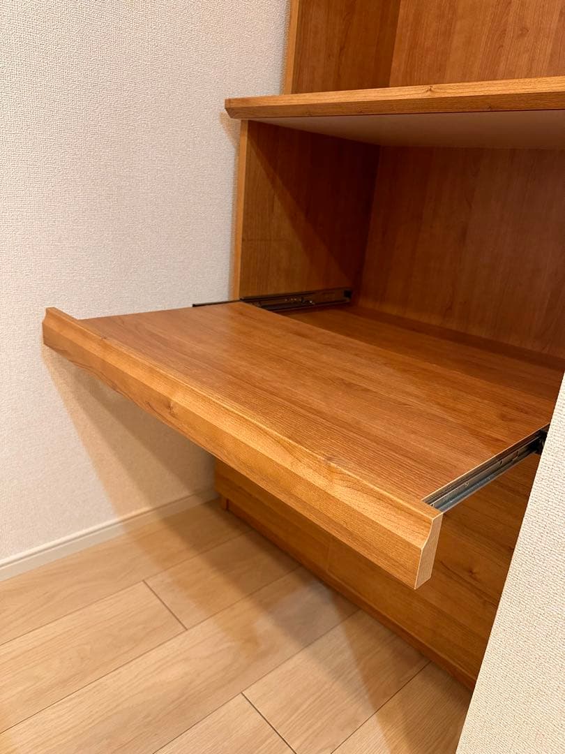 ビーカンパニー　食器棚　キッチンボード