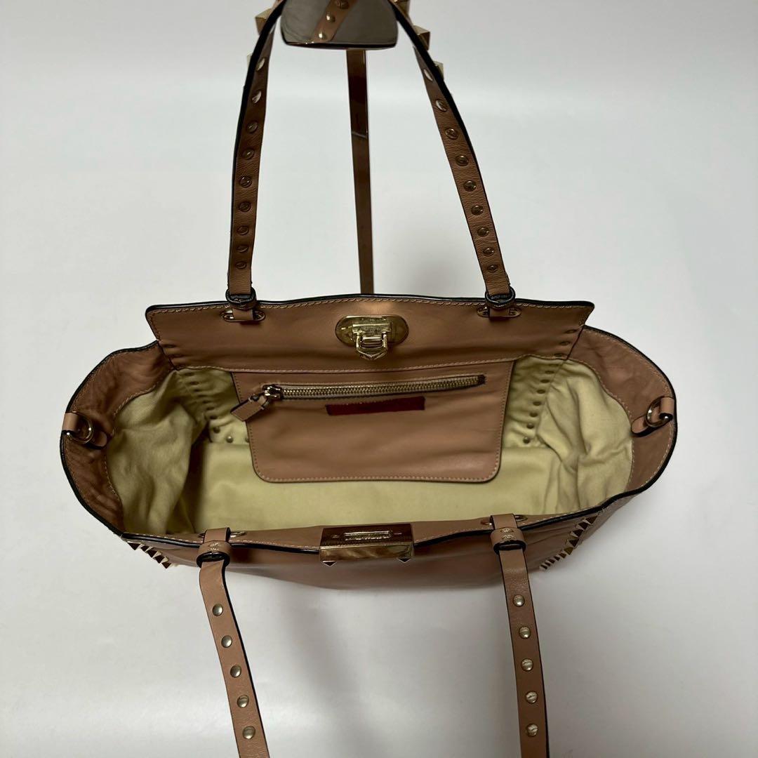 q12【美品】保存袋　領収書付　ヴァレンティノ　ロックスタッズ2wayショルダー