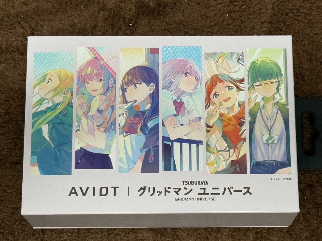 ざ*き様 【未使用】ワイヤレスイヤホン 「グリッドマン ユニバース×AVIOT」