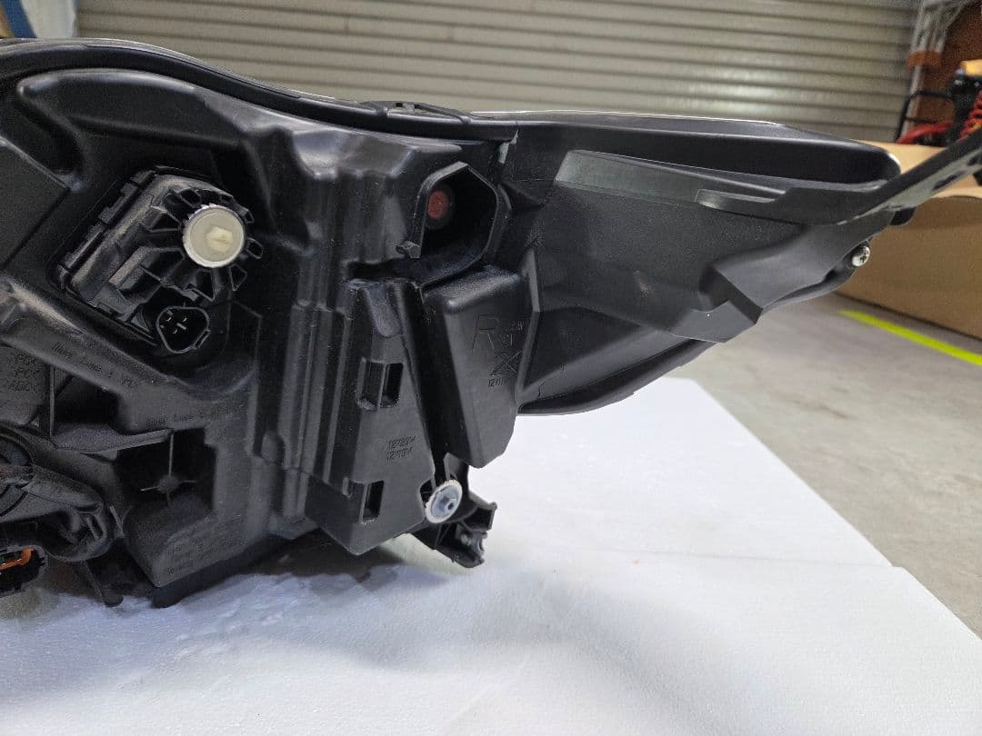 まっつんさん専用 日産 ルークスハイウェイスター右側ヘッドライト