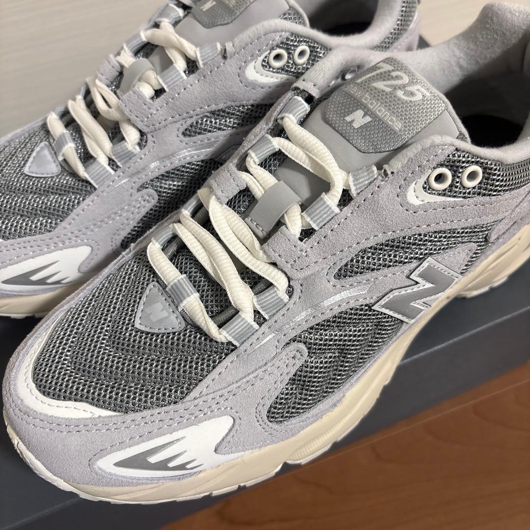 新品ニューバランス ML725AA グレー24.0cm レディーススニーカー