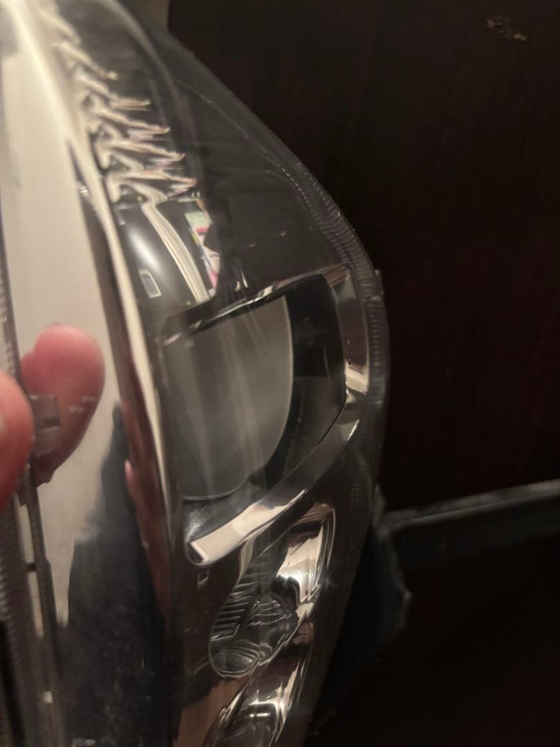 プリウス50 前期　h11バルブ交換式フォグ VELENOフォグ付き