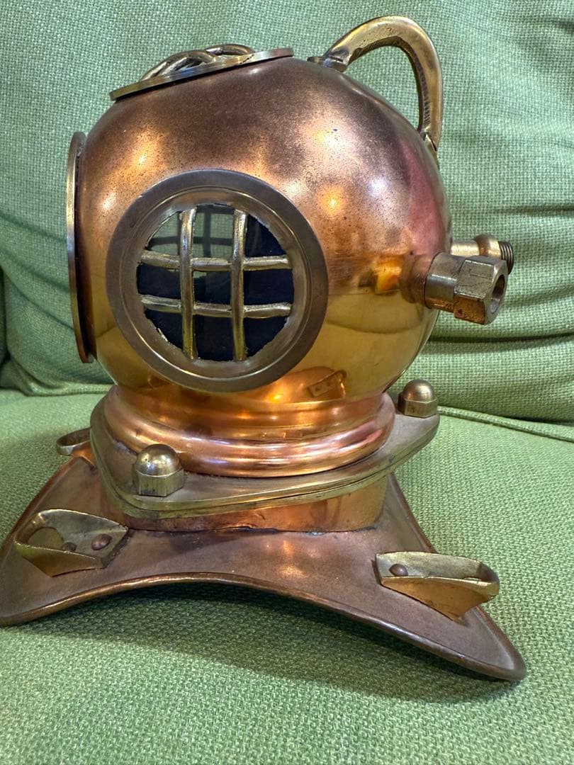 潜水ヘルメット　置物　オブジェ