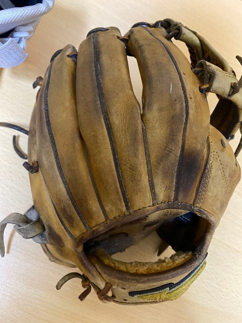 茶色 レザー 硬式グローブ